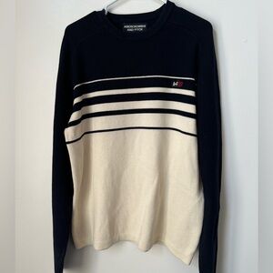 Vintage Y2K Abercrombie and Fitch Sweater